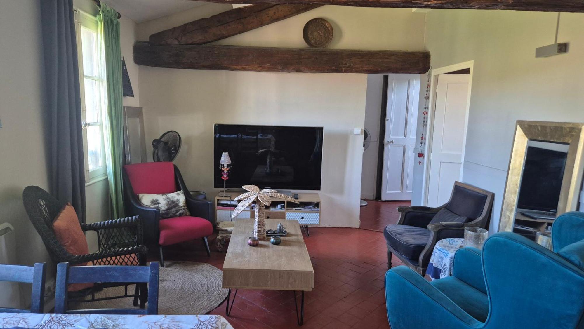 Appartamento Un Nid Sur Les Toits Face Au Palais Des Papes Avignone Esterno foto